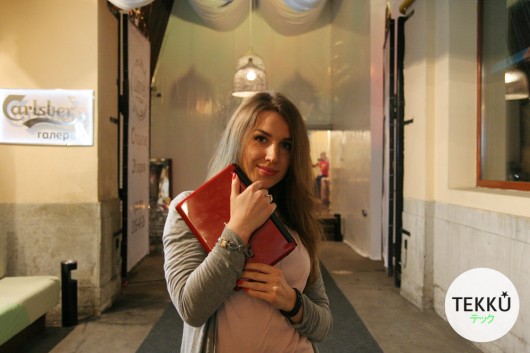 girls-and-gadgets-2-anna-photo-02