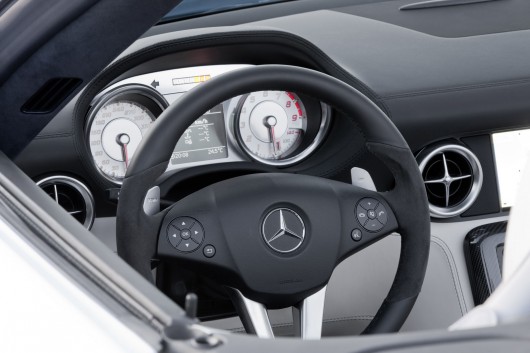 Mercedes-Benz SLS AMG Roadster 2012