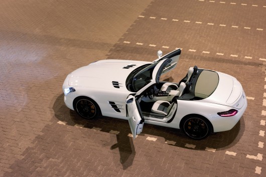 Mercedes-Benz SLS AMG Roadster 2012