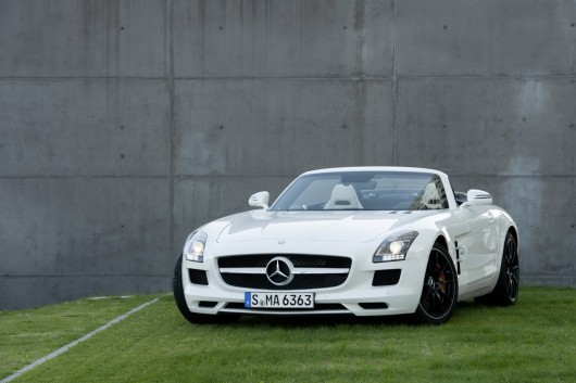 Mercedes-Benz SLS AMG Roadster 2012