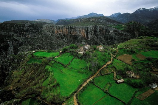 Ян Артюс-Бертран (Yann Arthus-Bertrand) - Earth from the Air