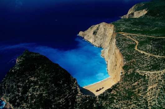 Ян Артюс-Бертран (Yann Arthus-Bertrand) - Earth from the Air