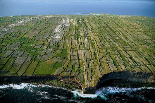 Ян Артюс-Бертран (Yann Arthus-Bertrand) - Earth from the Air