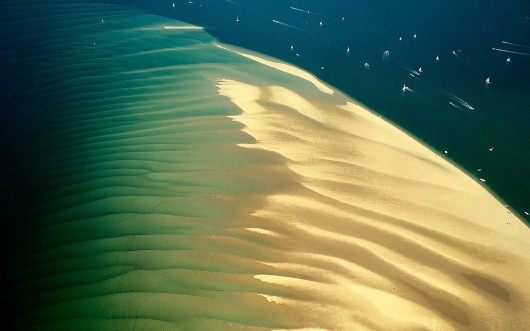 Ян Артюс-Бертран (Yann Arthus-Bertrand) - Earth from the Air