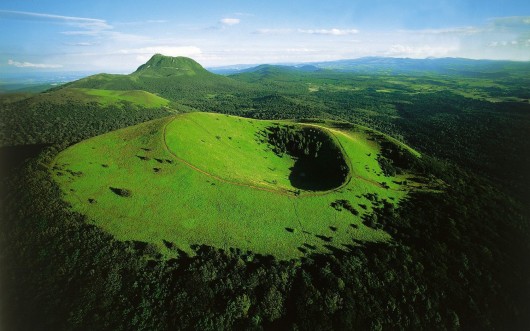 Ян Артюс-Бертран (Yann Arthus-Bertrand) - Earth from the Air