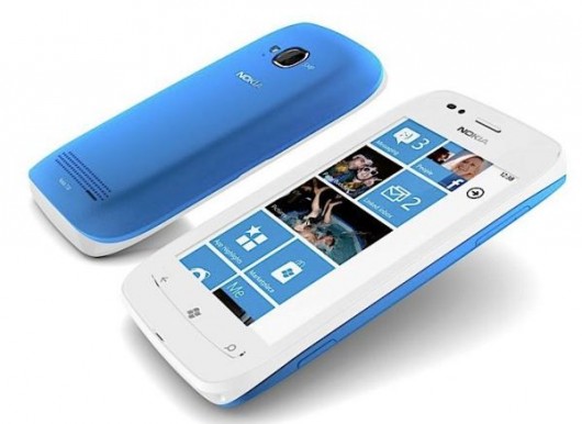lumia710_2